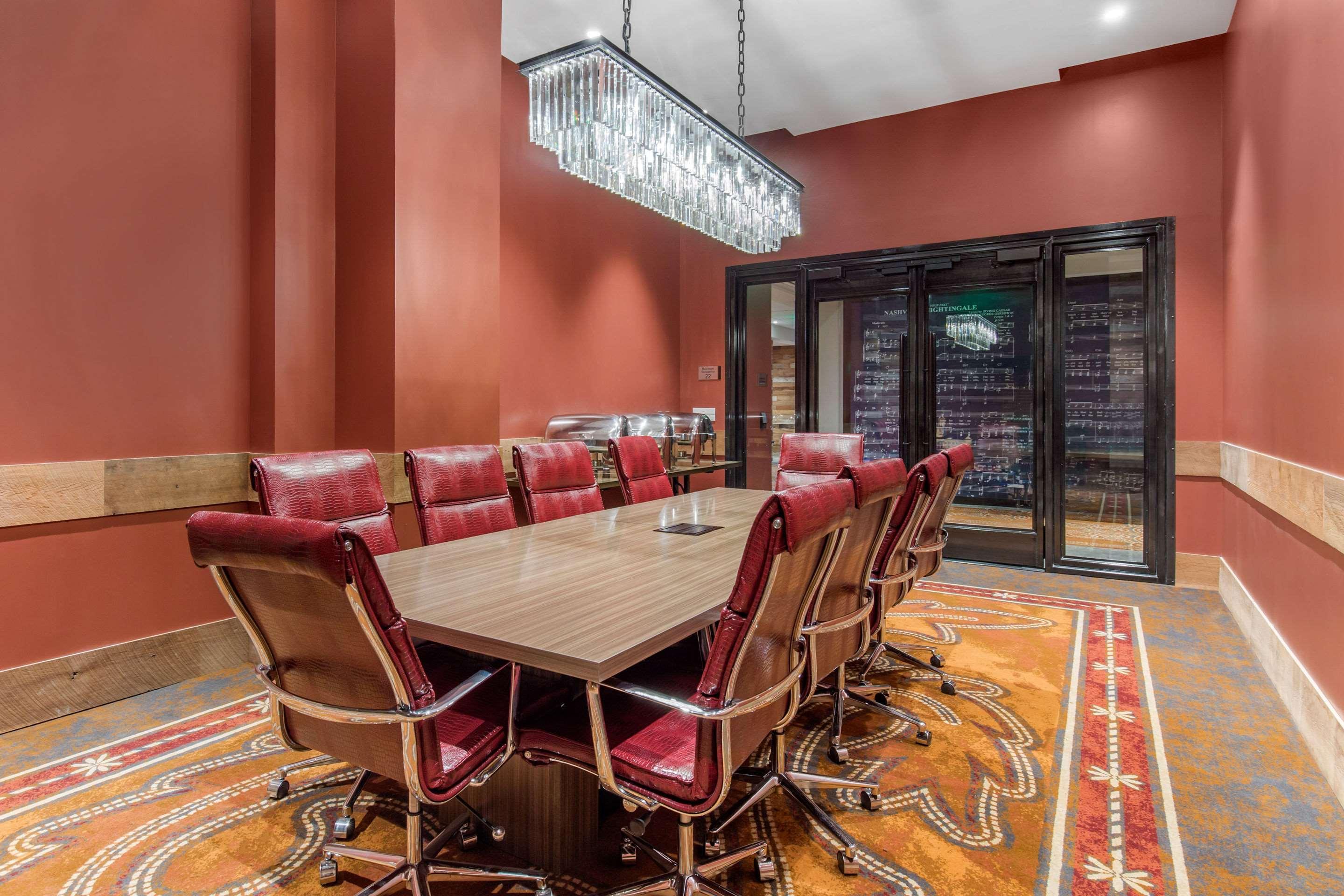Cambria Hotel Nashville Downtown Екстер'єр фото