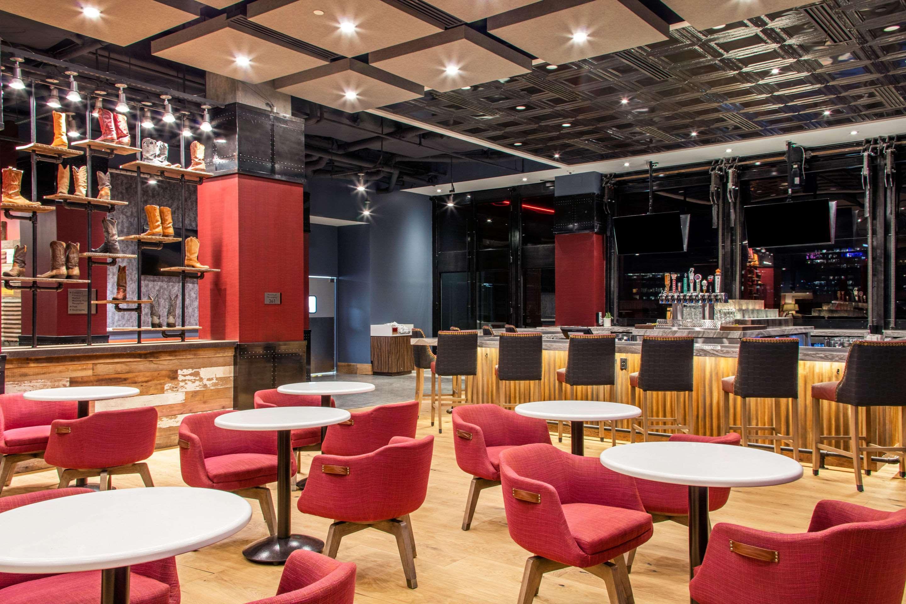 Cambria Hotel Nashville Downtown Екстер'єр фото